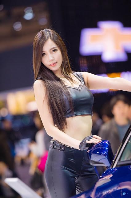 4 Lee Ji Min - Seul Motor Show - very cute asian girl-girlcute4u.blogspot.com