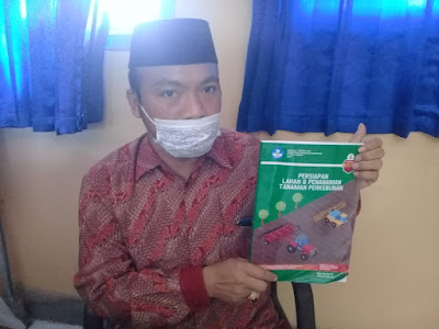 Inilah Paparan Isi Buku Jilid 1 Prodi Agrobisnis Hasil Karya SMK Ibrahimy 2 Sukorejo