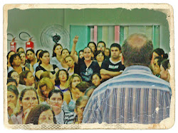 O MUNDO NÃO É, O MUNDO ESTÁ SENDO - PAULO FREIRE