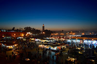 Piazza Jemaa el Fna di notte a Marrakech