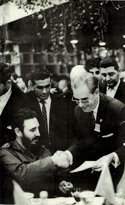 El ajedrecista Antonio Medina con Fidel Castro