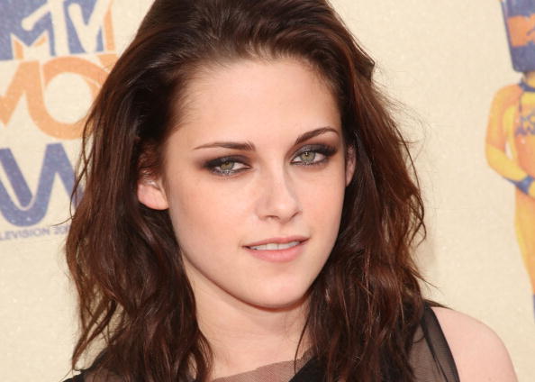 Cameron Stewart Kristen Stewart Brother. Kristen Stewart Biography News