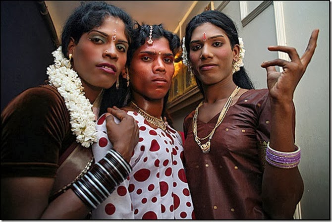 Hijras - Photo by Maciej Dakowicz