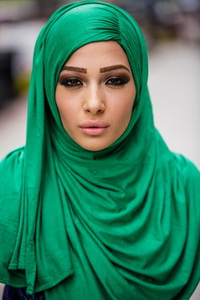  Jilbab Muslimah Cara Memakai Jilbab Untuk Wajah Tirus