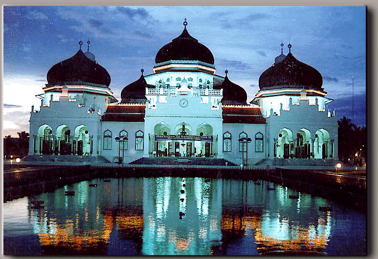 5. Mesjid Baiturrahman Banda Aceh