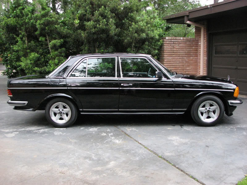 '80 Mercedes W123 AMG