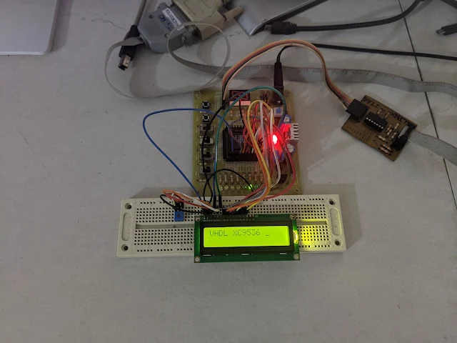 XC9536 CPLD HD44780 8-Bit LCD Interfacing Example Using VHDL