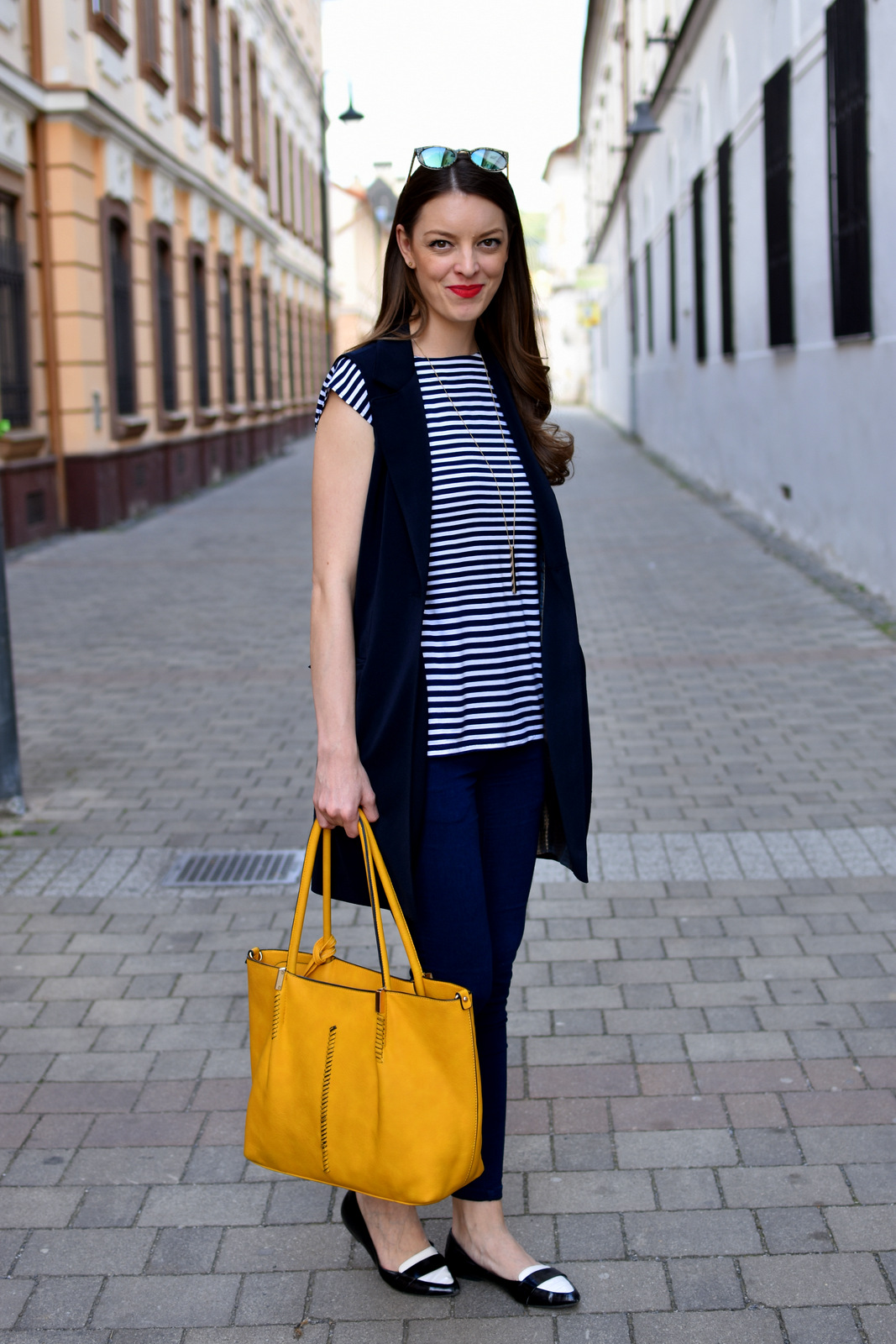 http://www.mademoiselleiva.com/2016/05/striped-t-shirt-with-long-vest.html