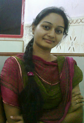 Homely looking Tirunelveli girl.