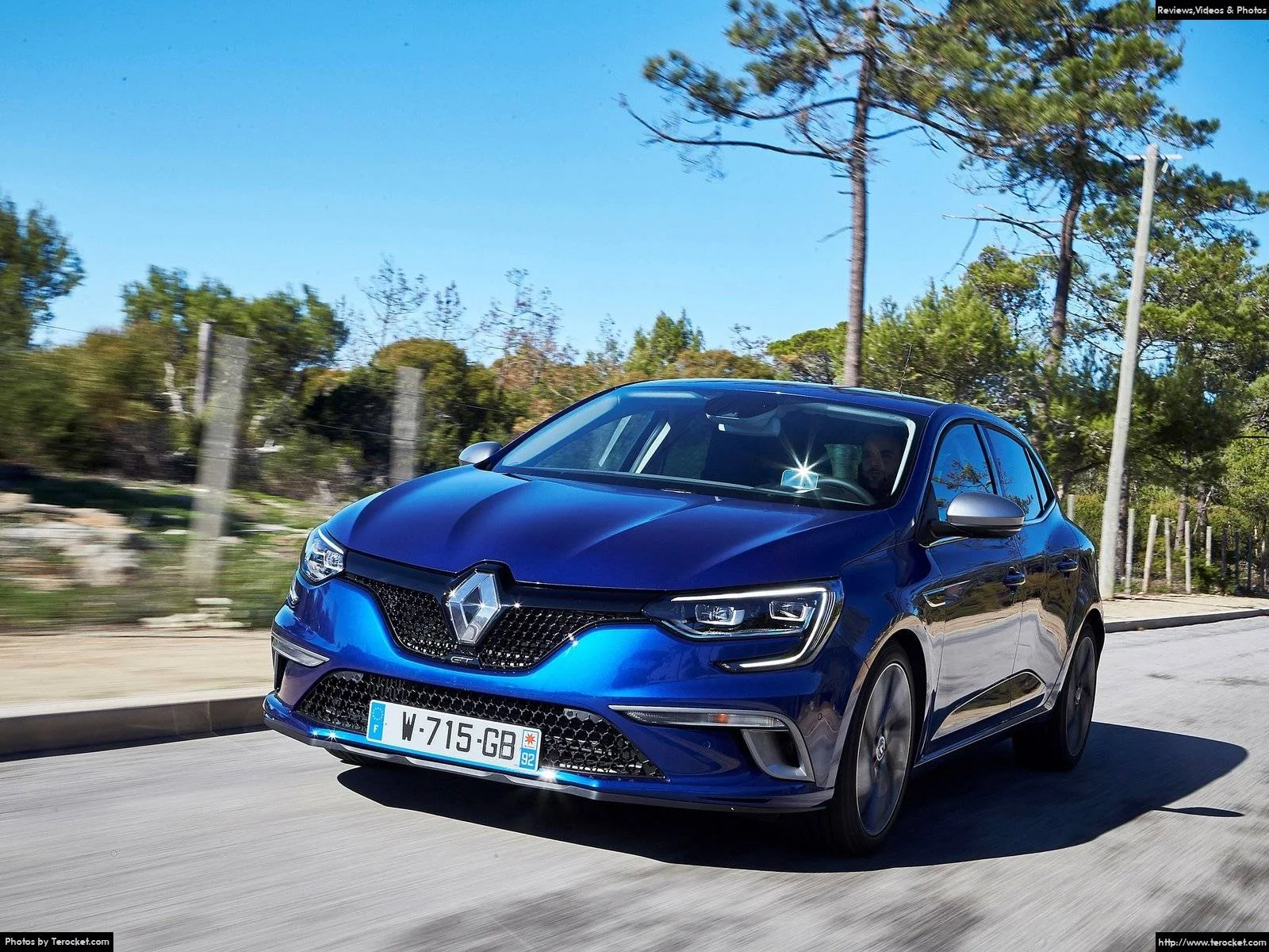 Hình ảnh xe ô tô Renault Megane 2016 & nội ngoại thất