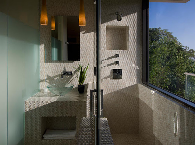 Modern bathroom