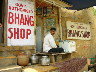 HOW TO MAKE BHAANG thandai