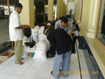 Amil zakat Masjid TAQWA Megang sakt