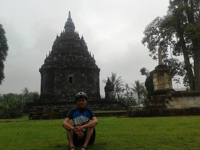 Di Candi Sojiwan, Klaten