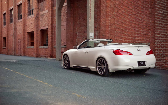 Infiniti G37 Convertible White