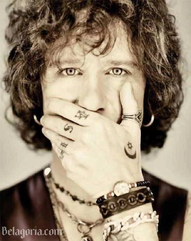 tatuaje mano bunbury