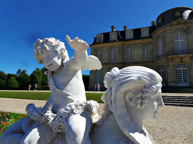 Château Champs sur Marne Ile de France Seine et Marne CMN Centre des Monuments Nationaux 18e siècle monument historique