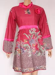 Foto Baju Atasan Batik Muslim Wanita