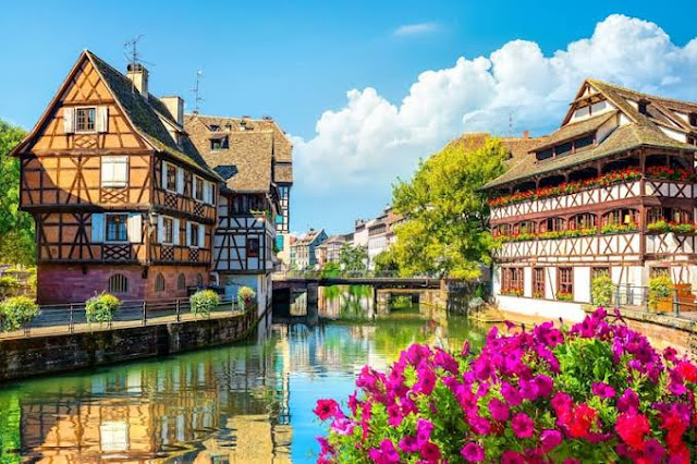 Exploring the Timeless Charm of Strasbourg: