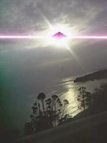 Ufo Landing On Harwood Island