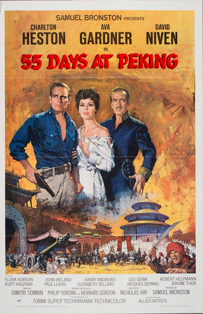 55 Días en Pekín