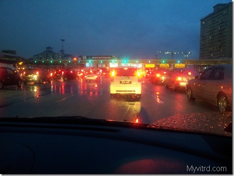 Tol Sungai Besi Jem