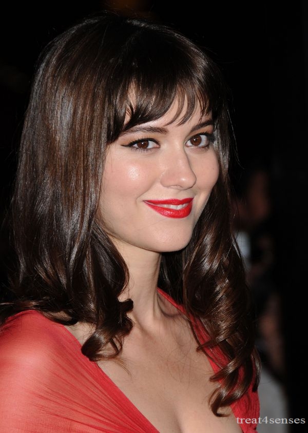 Mary Elizabeth Winstead The Thing Premiere 