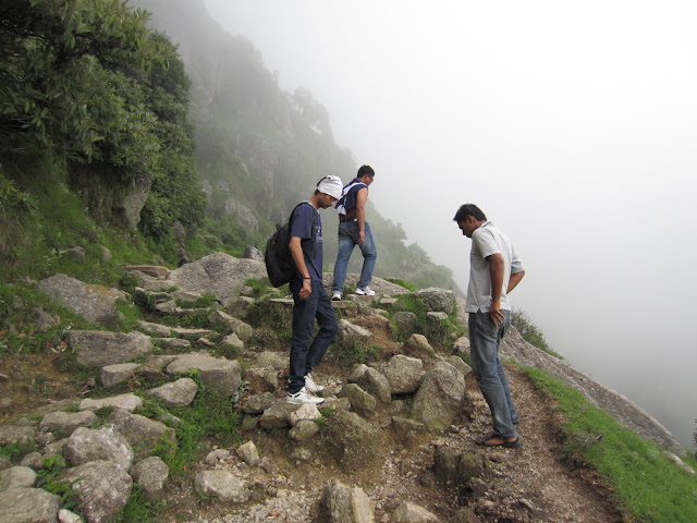 trek to triund