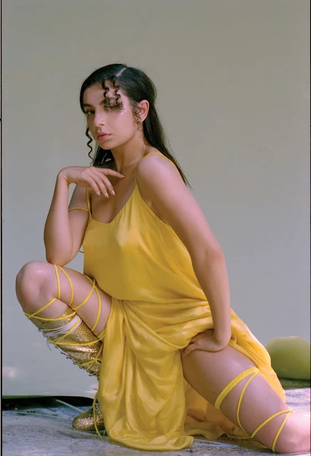  Charli XCX