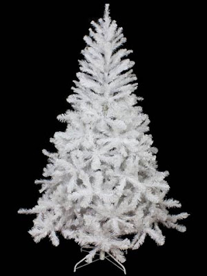 Un albero di Natale sintetico bianco