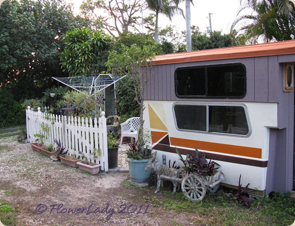 11-13-caravan