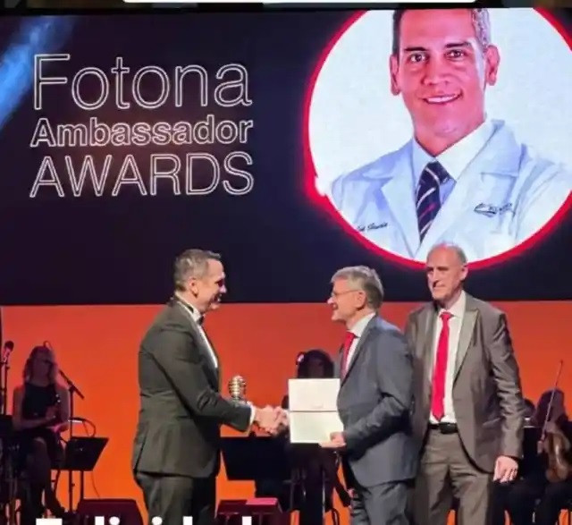 Médico merideño Jorge Gaviria galardonado en EEUU como Fotona Embassador