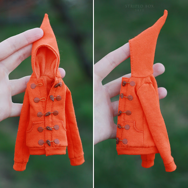 Hoodie for a doll 1/6