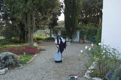 Hope in Tuscany with her Tumi