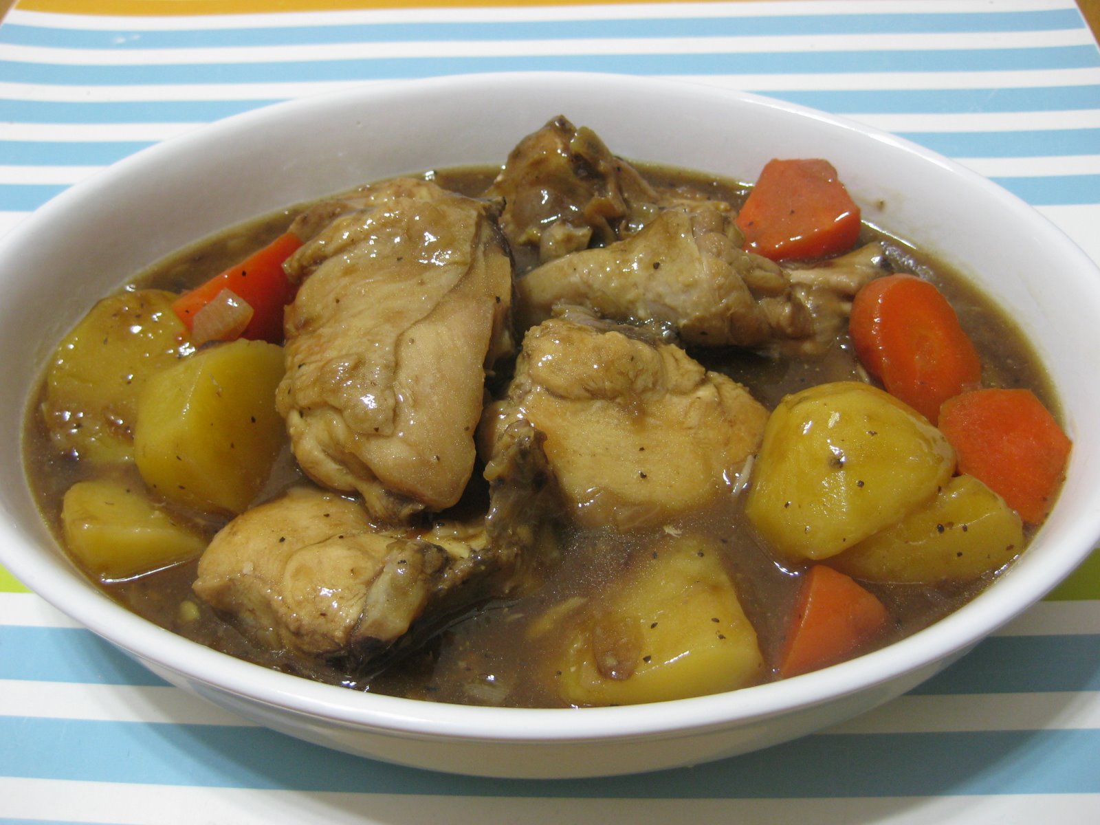 ~ Yum-Yum Yummy ~: Stew Ayam Ringkas
