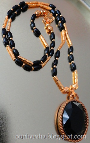 Black Beaded Jewelry (7)