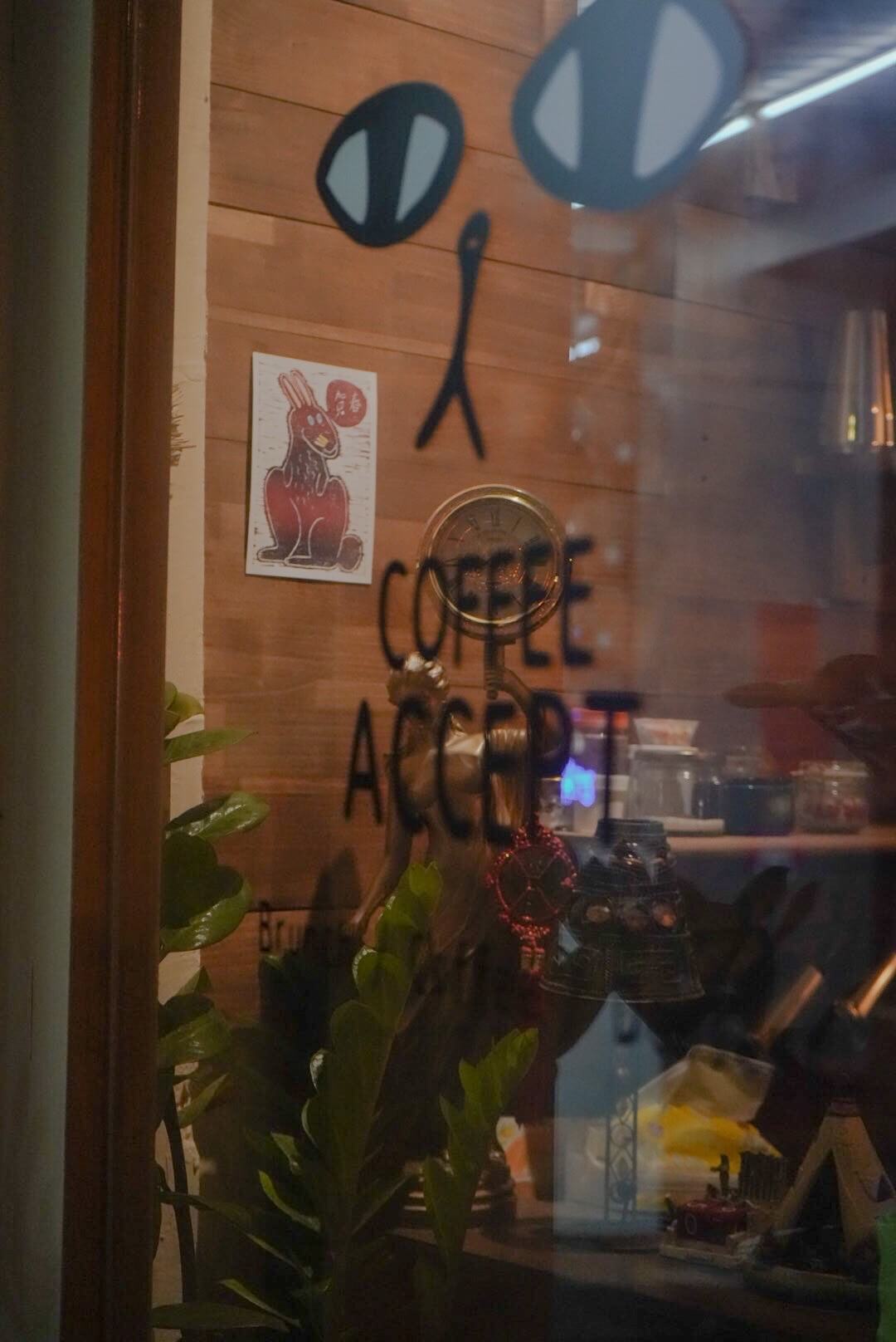 台南深夜咖啡廳【納咖啡】舒服的空間適合談心也適合嚕貓