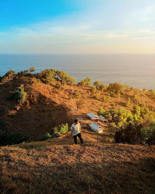 Tiket Masuk Bukit Pengilon