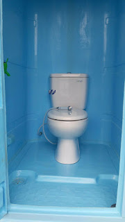 toilet portable, portable toilet, wc portable, toilet proyek, toilet fiber, toilet fiberglass