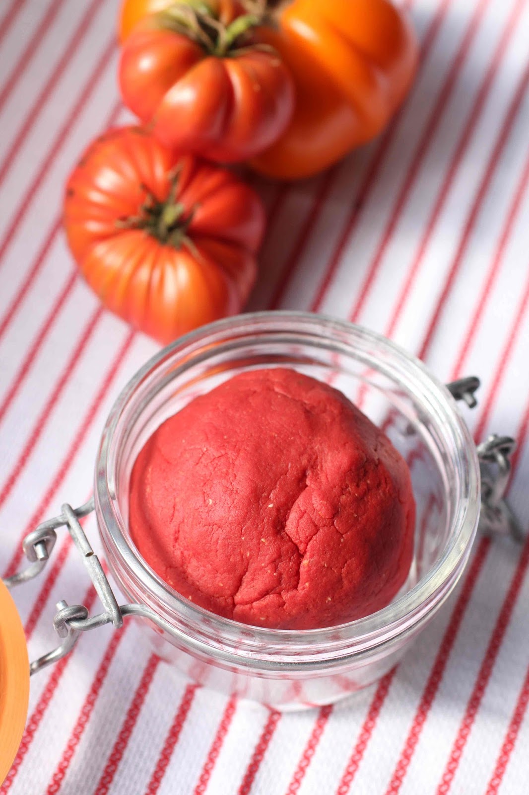 Un Peu Gay Dans Les Coings Concentre De Tomate Fermente Cru