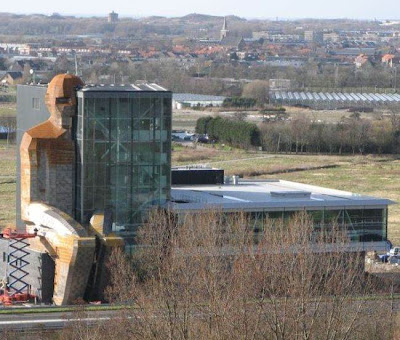 building in Netherlands charts human body