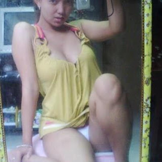 Koleksi Foto ABG Bugil Hot 2013