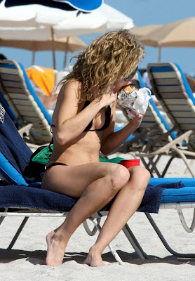 Hollywood Actress Annalynne Mccord Bikini Pics From Beach