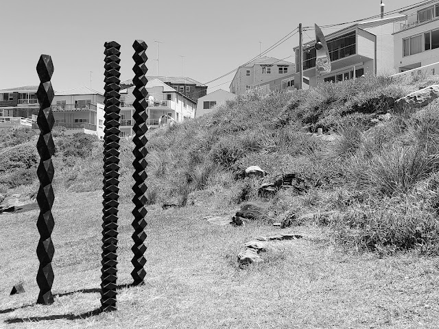 Sculpture by the Sea 2022 | Sculpture by Caroline Kronenberg