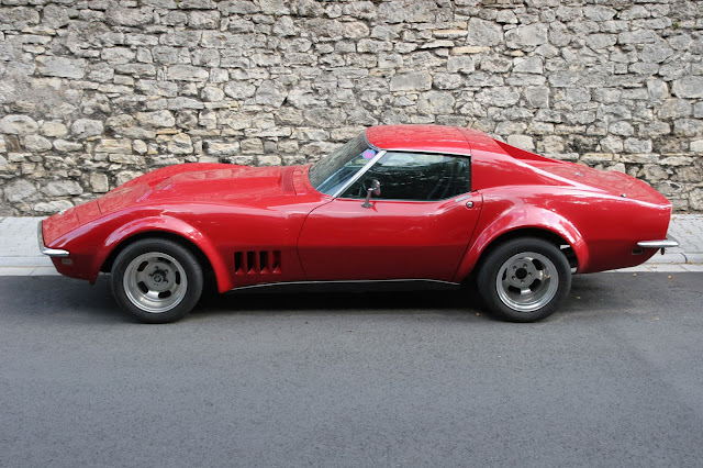 Chevrolette Corvette Red