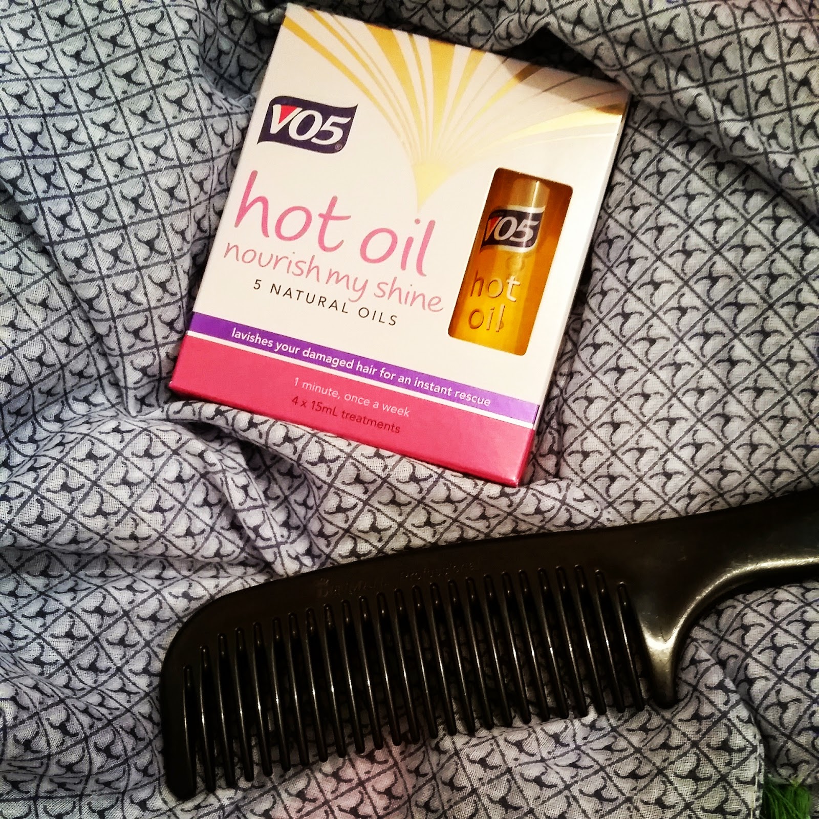 Likes and Love VO5 hot oil treatment for dry hair review