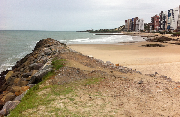 Corpo encontrado em praia é de adolescente de 13 anos