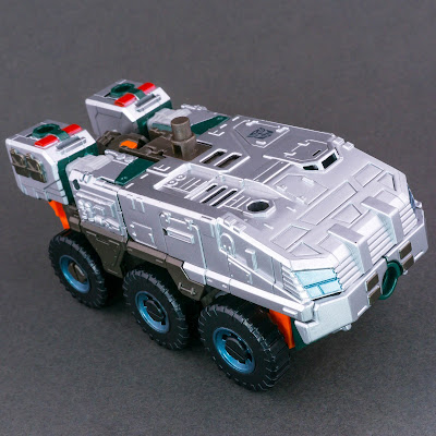 Transformers Unite Warriors Roller vehicle mode