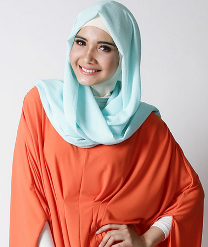 Tutorial Hijab Zaskia Sungkar Simple Terbaru 2016