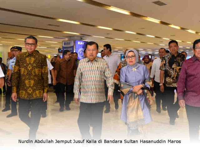 Nurdin Abdullah Jemput Jusuf Kalla di Bandara Sultan Hasanuddin Maros